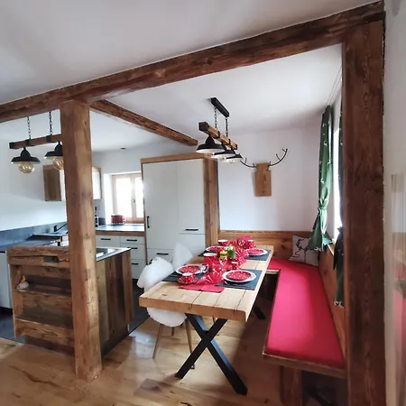 Almnest - Lachtal