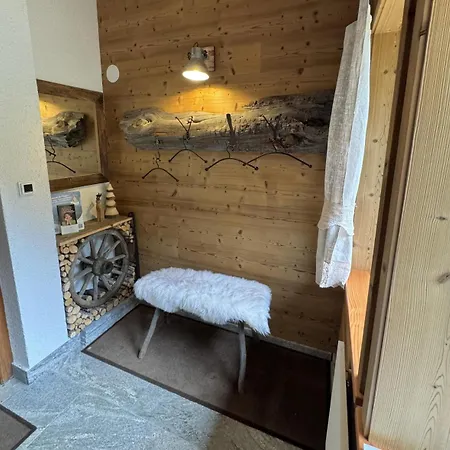 Almnest - Holiday home