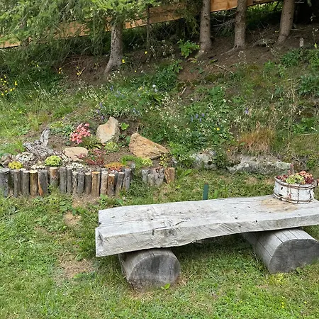Almnest - Holiday home *